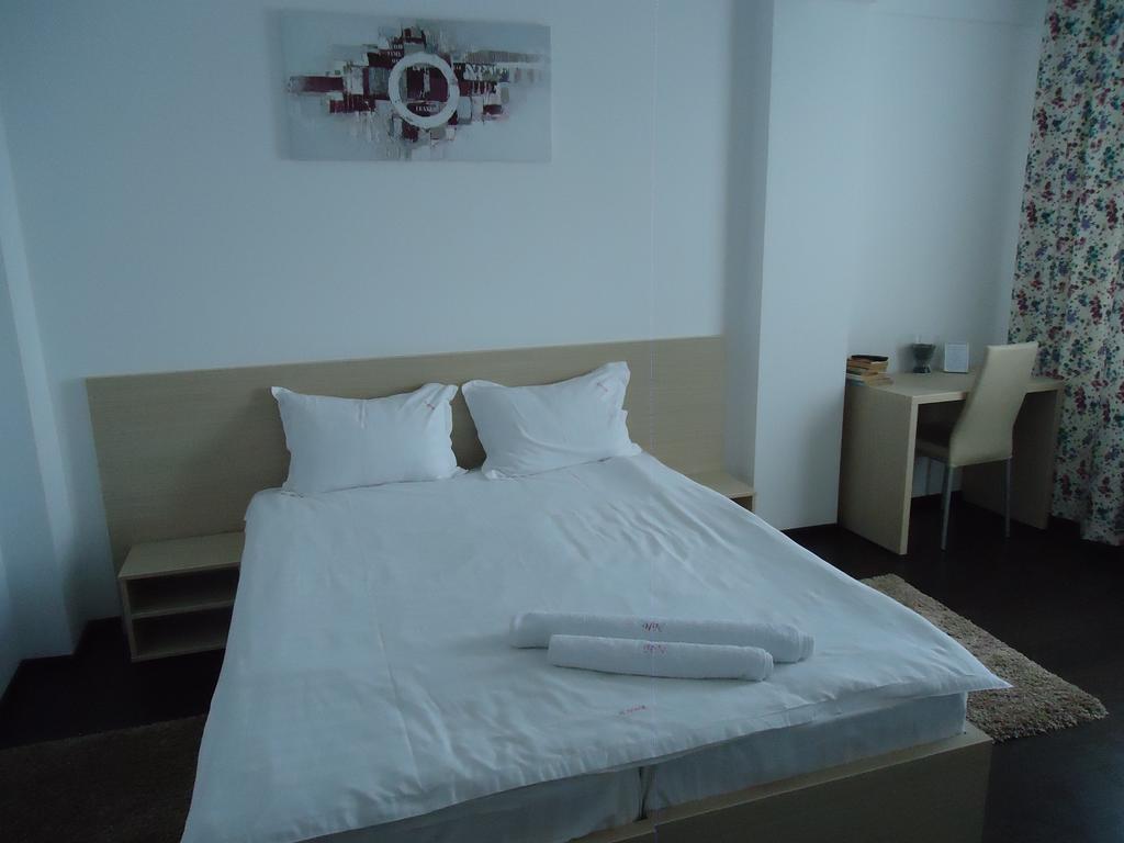 Hotel Nova Residence Бухарест Екстер'єр фото