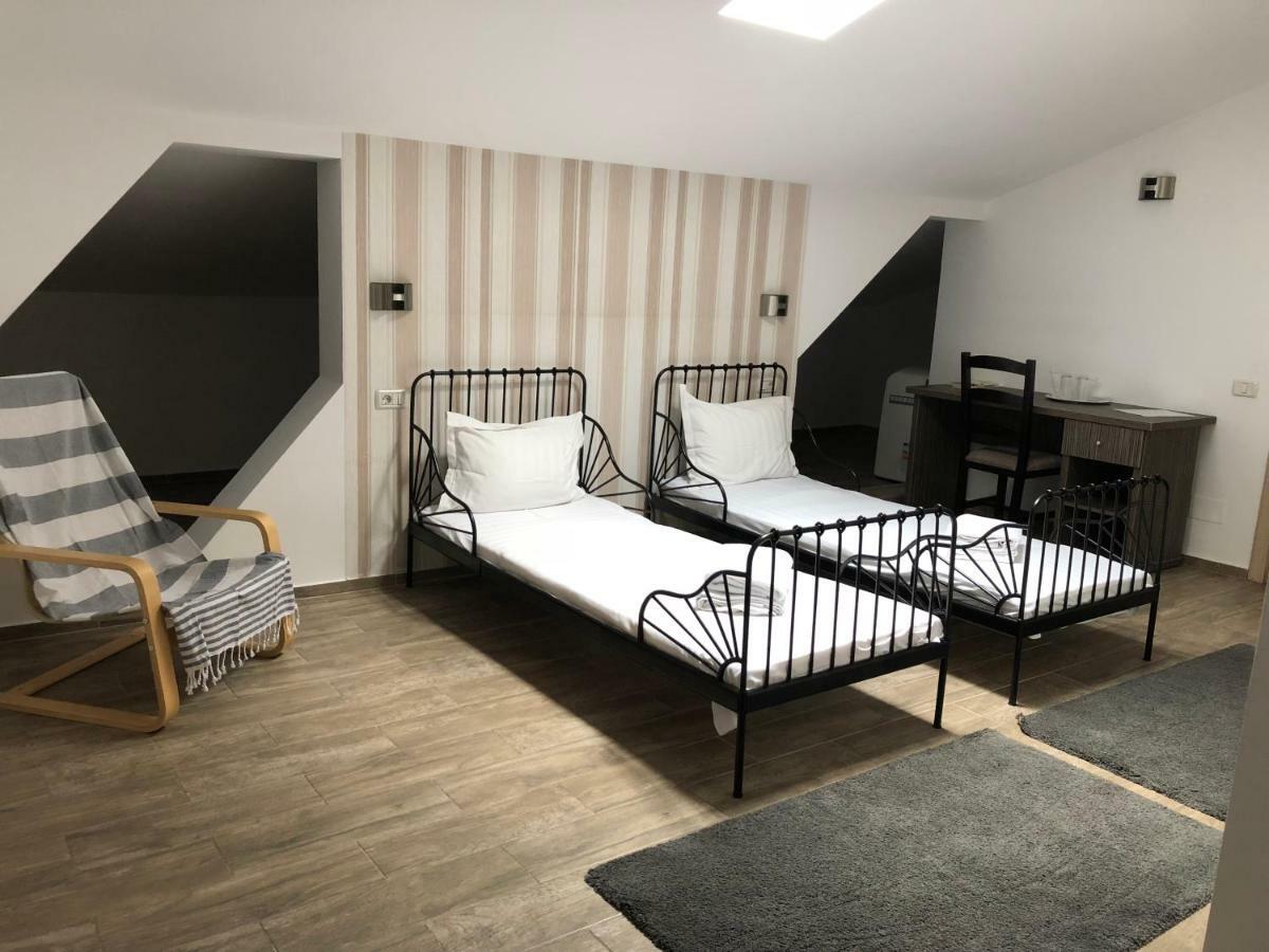 Hotel Nova Residence Бухарест Екстер'єр фото
