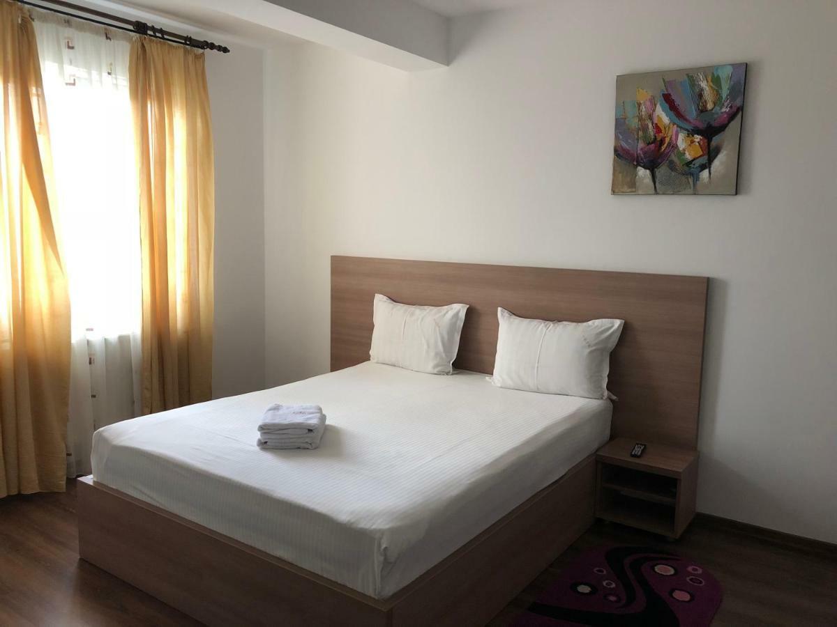 Hotel Nova Residence Бухарест Екстер'єр фото