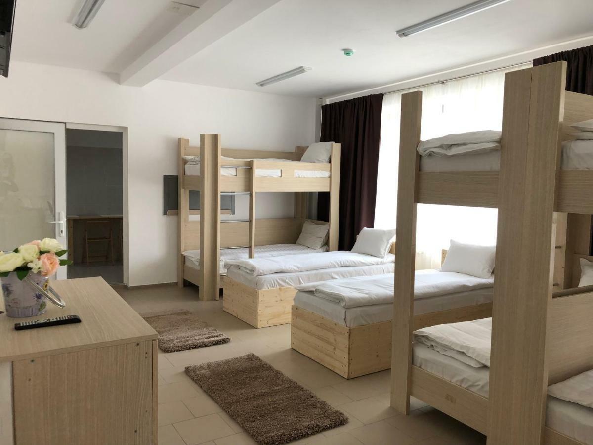 Hotel Nova Residence Бухарест Екстер'єр фото