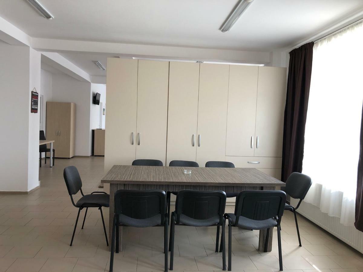 Hotel Nova Residence Бухарест Екстер'єр фото