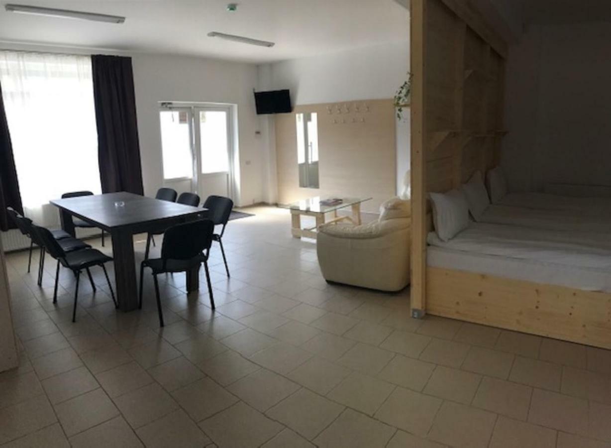 Hotel Nova Residence Бухарест Екстер'єр фото