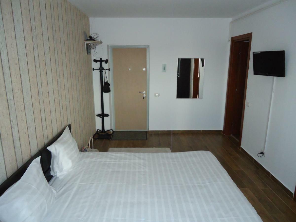 Hotel Nova Residence Бухарест Екстер'єр фото