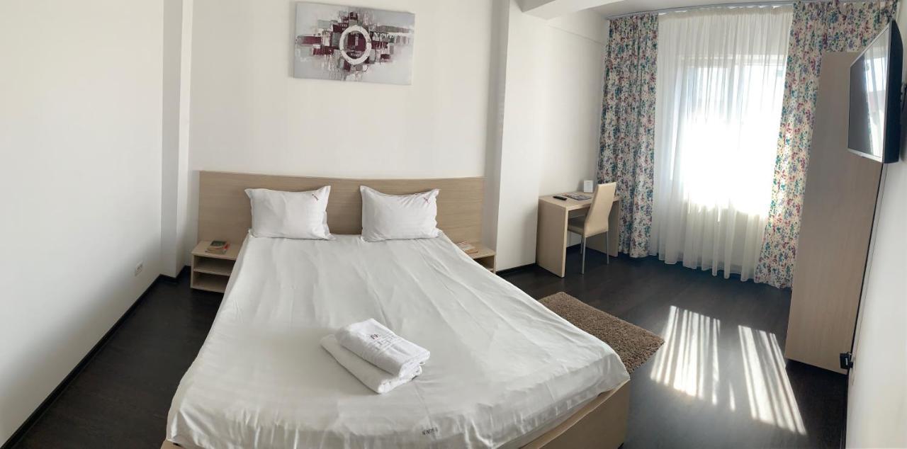 Hotel Nova Residence Бухарест Екстер'єр фото